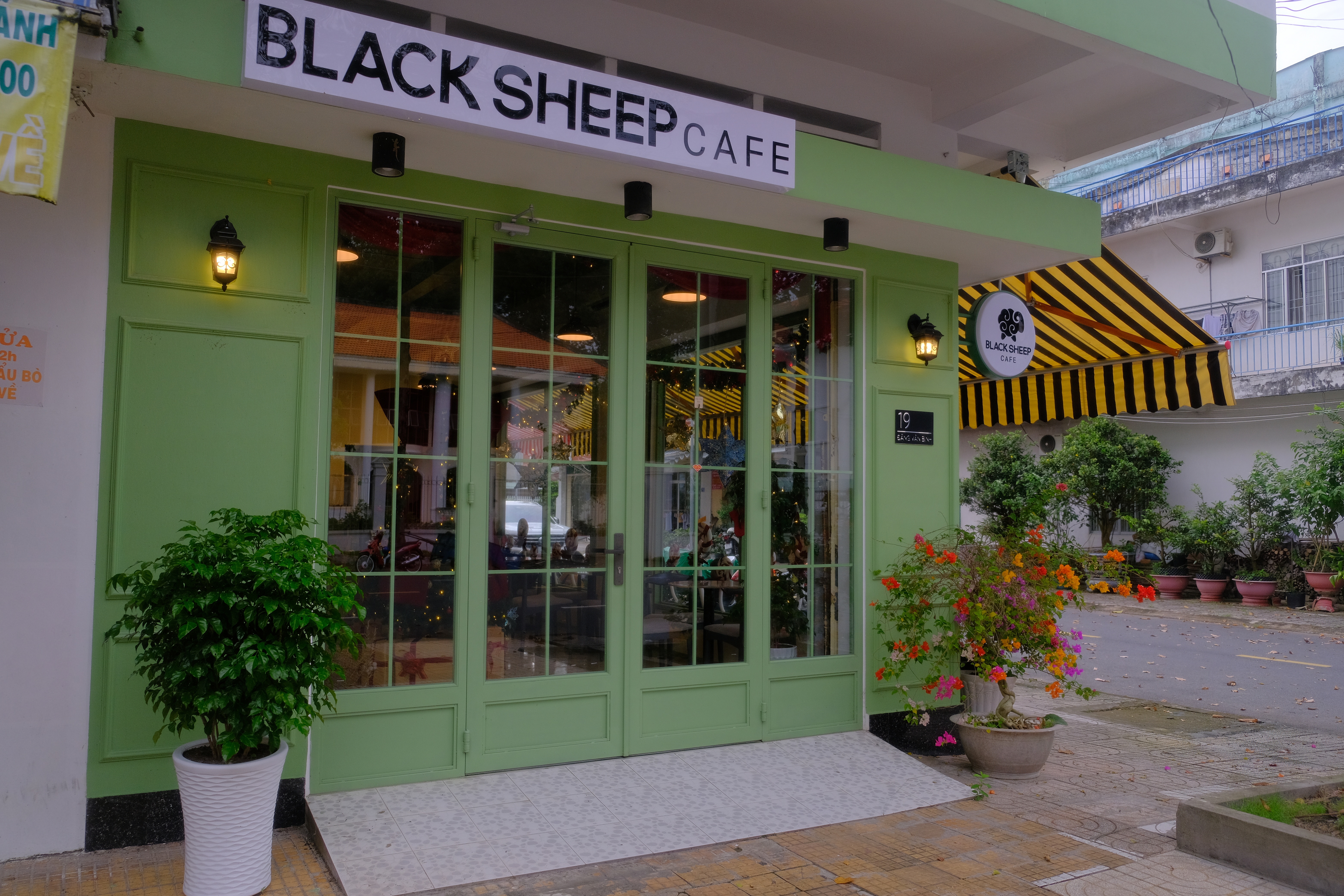 Black Sheep Cafe & Kitchen